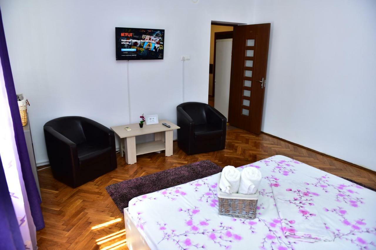 Arjana Villa *