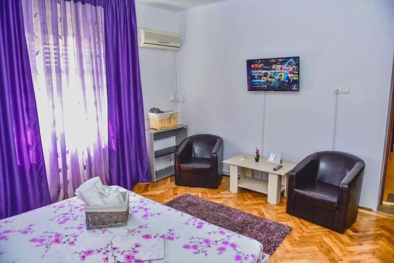Villa Arjana *